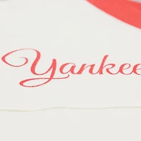 T-shirt court à empiècement crème Mitchell & Ness pour femme, collection Cooperstown, des Yankees de New York