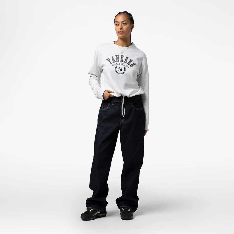 Women's Mitchell & Ness Heather Gray New York Yankees Cropped Toggle Pullover Sweatshirt