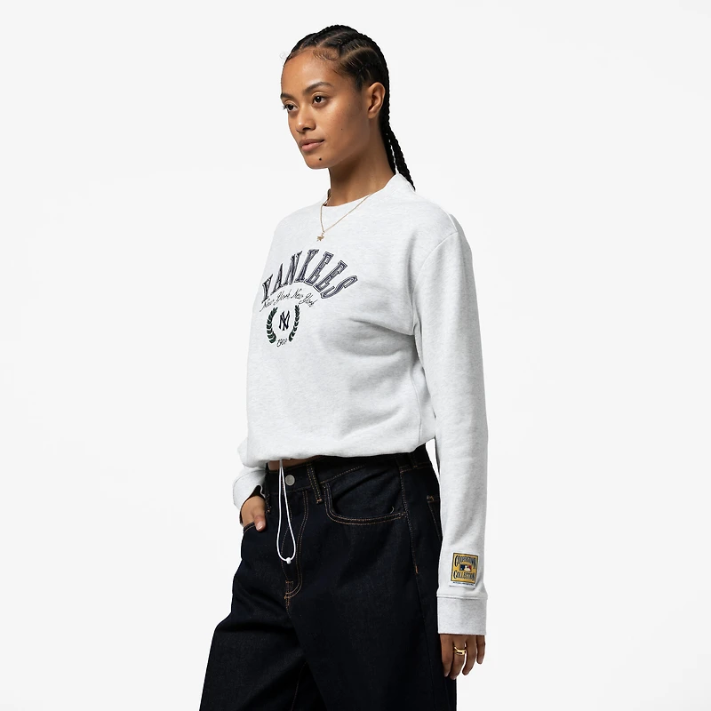 Sweat-shirt court à boutons-pression Mitchell & Ness pour femme, gris chiné, New York Yankees