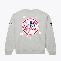 Sweat-shirt Mitchell & Ness gris chiné pour femme, motif New York Yankees.
