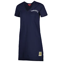 Robe à encolure en V de la collection Cooperstown des New York Yankees Mitchell & Ness pour femme, bleu marine