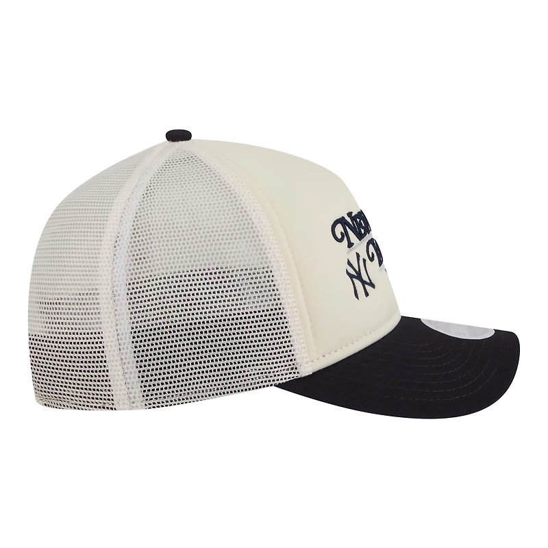 Casquette trucker ajustable New Era pour femme, beige clair/marine, New York Yankees Retro 9FORTY M-Crown A-Frame