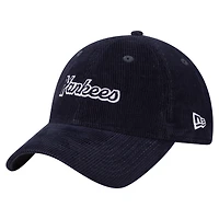 Casquette ajustable New Era 9TWENTY en velours côtelé bleu marine New York Yankees pour femme