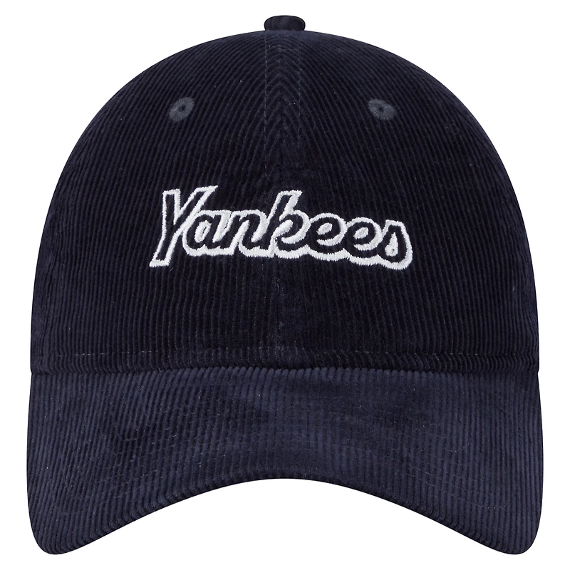 Casquette ajustable New Era 9TWENTY en velours côtelé bleu marine New York Yankees pour femme