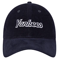 Casquette ajustable New Era 9TWENTY en velours côtelé bleu marine New York Yankees pour femme