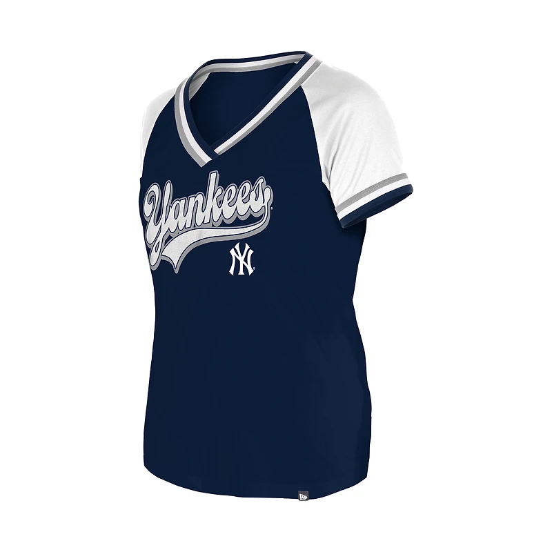 Women's New Era Navy York Yankees Gameday Raglan V-Neck T-Shirt