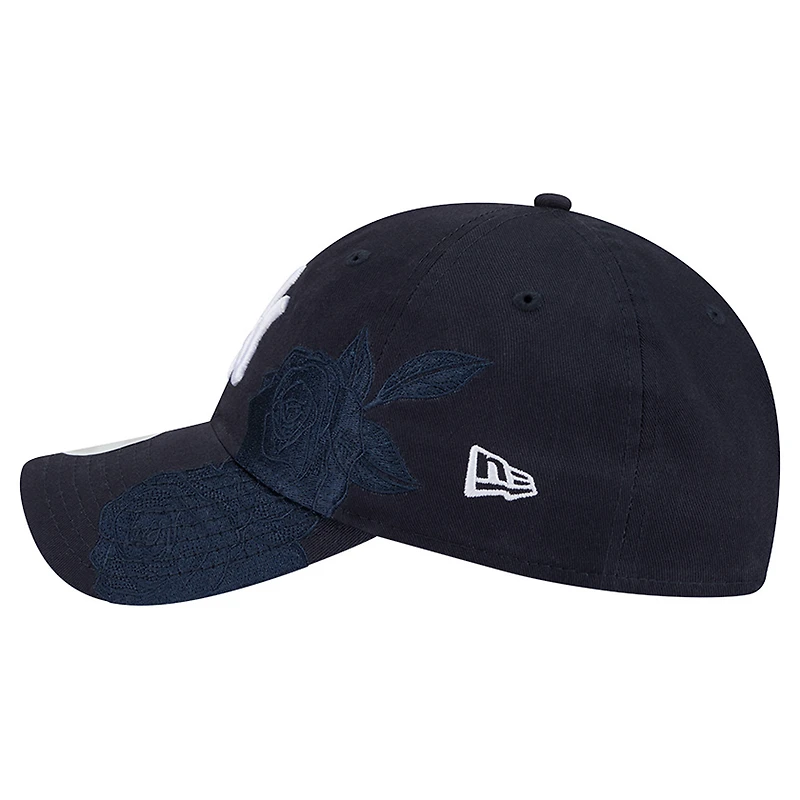 Women's New Era Navy New York Yankees Roses 9TWENTY Adjustable Hat