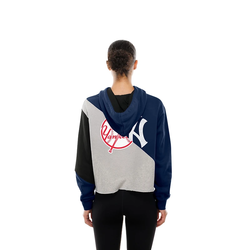Sweat à capuche court et carré New Era York Yankees recyclé pour femme