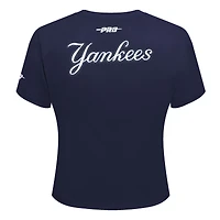 T-shirt court Baby Doll Game Day Classics bleu marine Pro Standard pour femme des Yankees de New York
