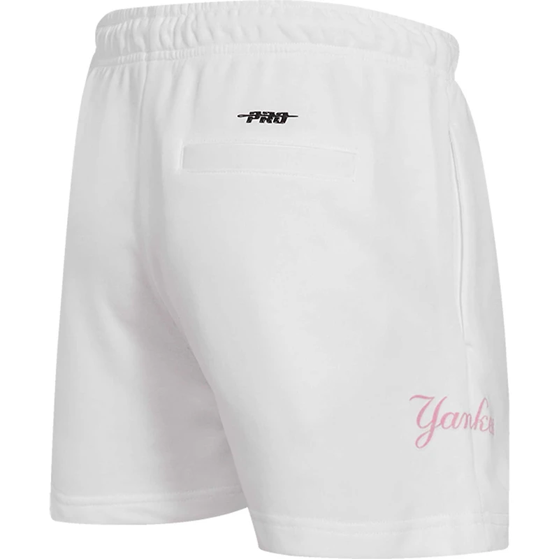 Short néon délavé des New York Yankees Pro Standard pour femme, blanc