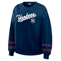 Sweat-shirt polaire épais bleu marine New York Yankees de la marque WEAR by Erin Andrews pour femme