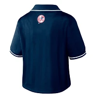 Polo court à col en V bleu marine New York Yankees de la marque WEAR by Erin Andrews pour femme