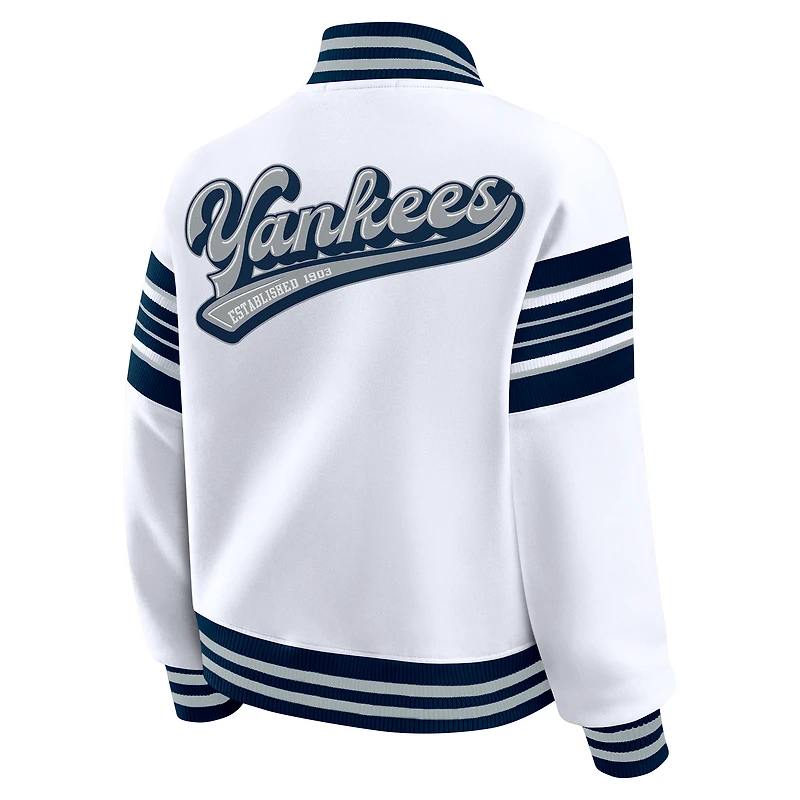 Veste sweat-shirt en polaire blanche à boutons-pression des Yankees de New York pour femme WEAR by Erin Andrews