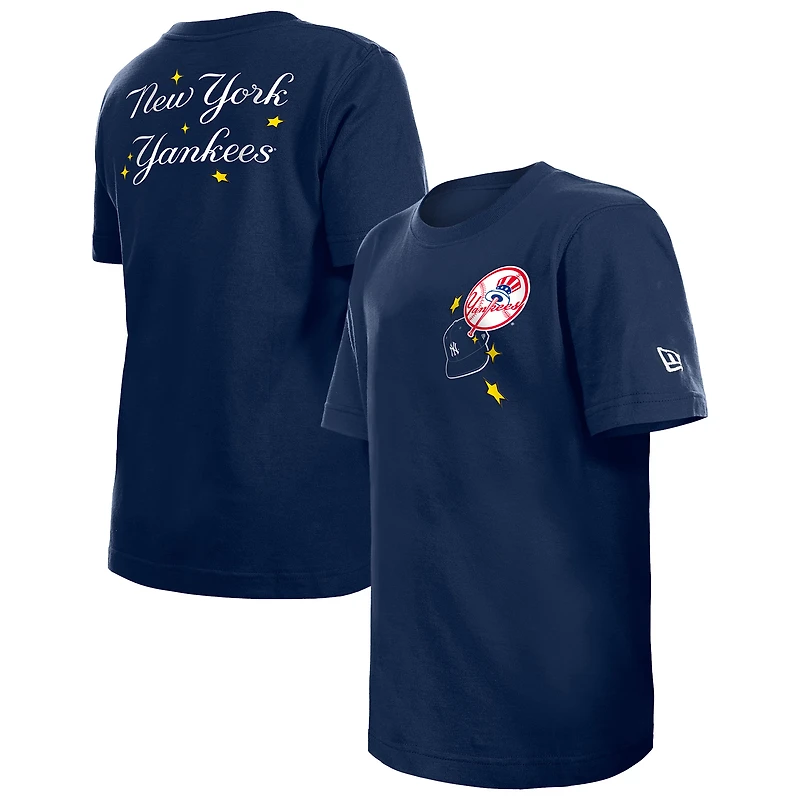 T-shirt New Era bleu marine pour jeune avec étoiles et casquette des Yankees de York