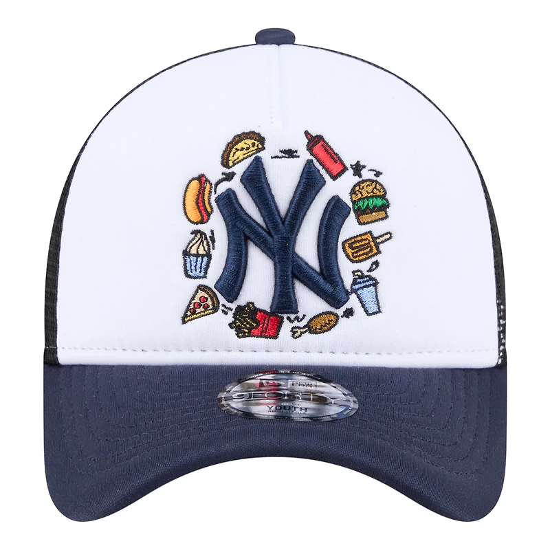 Youth New Era White/Navy New York Yankees Food A-Frame 9FORTY Trucker Adjustable Hat