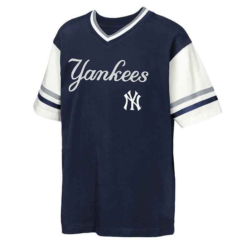 T-shirt à col rond Outerstuff bleu marine New York Yankees Big League Base Runner pour jeunes