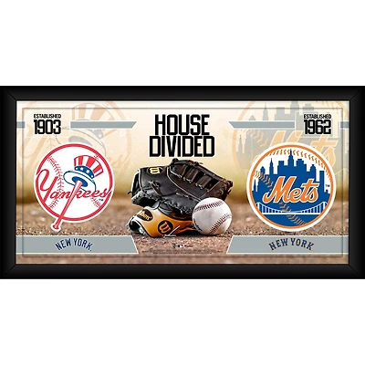 Collage de baseball encadré 10" x 20" représentant un match des Yankees de New York contre les Mets de New York.