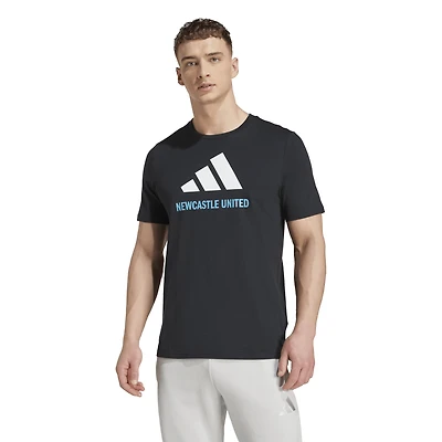 T-shirt adidas noir à trois bandes avec logo Newcastle United pour homme