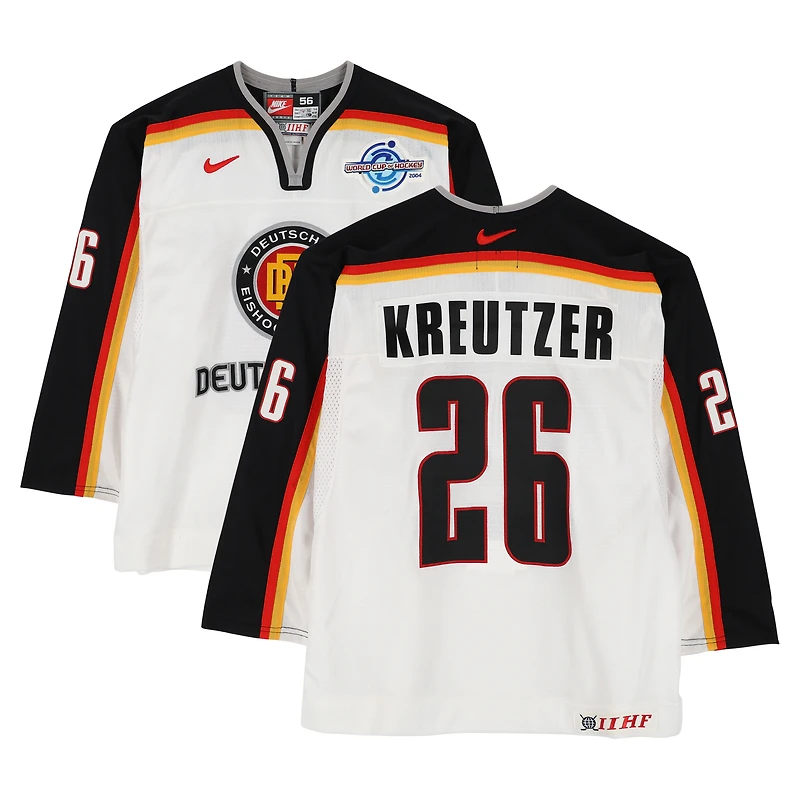 Maillot blanc Nike n° 26 porté par Daniel Kreutzer (équipe d'Allemagne) lors du match contre la République tchèque le 3 septembre 2004, pendant la Coupe du monde de hockey sur gazon.