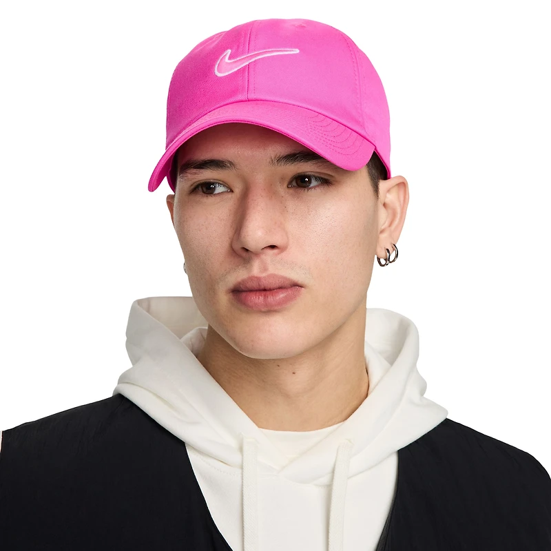 Chapeau réglable unisexe Nike Pink Swoosh