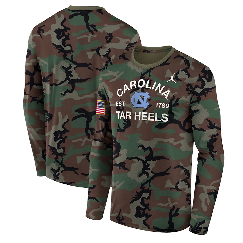 T-shirt à manches longues Jordan Brand Camo North Carolina Tar Heels 2025 Military Appreciation Legend Dri-FIT pour homme