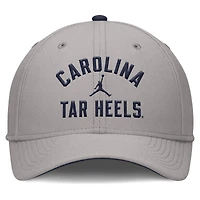 Casquette Jordan Brand grise pour homme, North Carolina Tar Heels Rise Prep Performance Flex