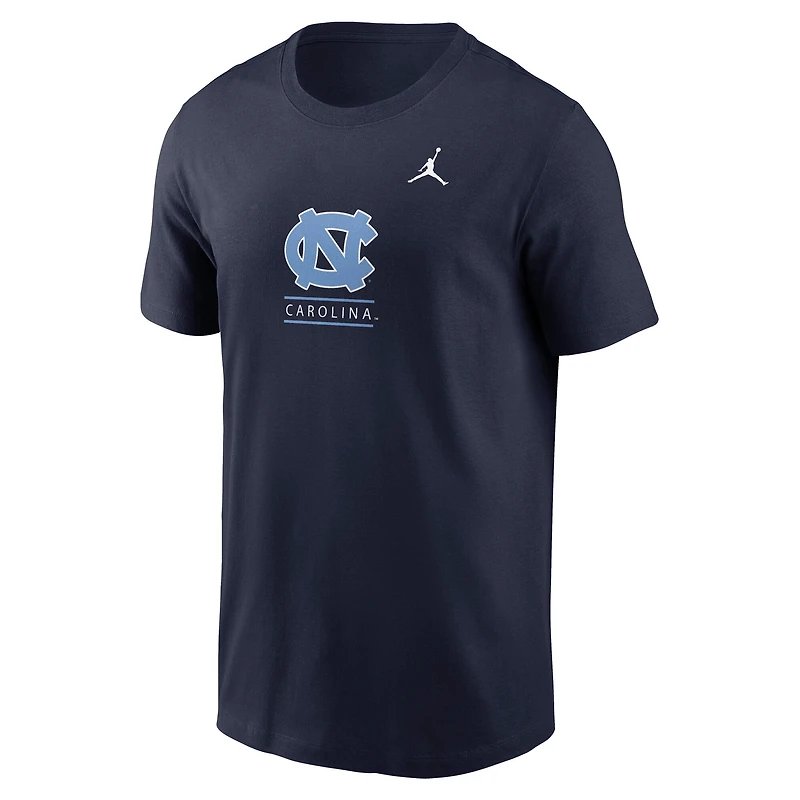 T-shirt Jordan Brand bleu marine pour homme avec logo 2-Hit des Tar Heels de Caroline du Nord