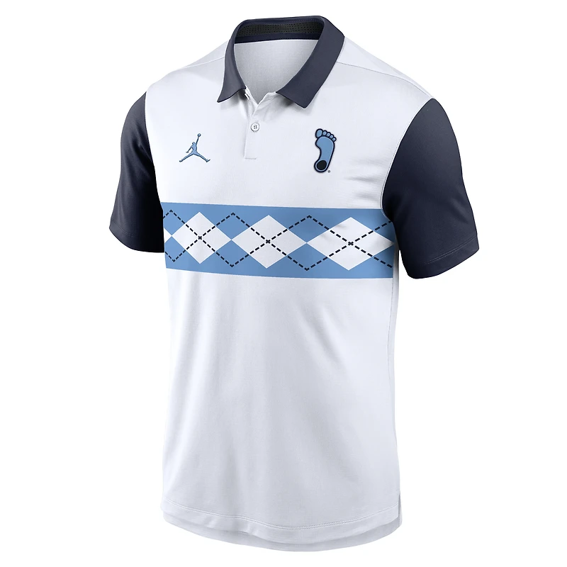 Polo Jordan Brand blanc/bleu marine pour homme, Athletic Prep Alt Logo Vapor Dri-FIT, North Carolina Tar Heels