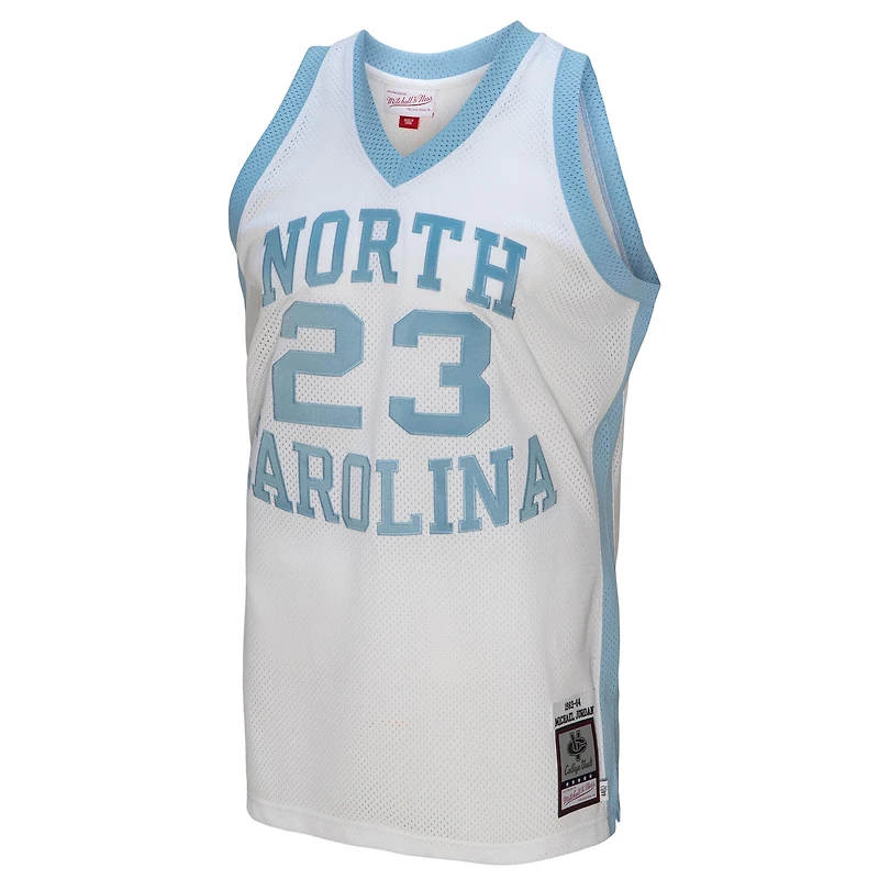 Maillot authentique de joueur retraité Mitchell & Ness Michael Jordan blanc des Tar Heels Caroline du Nord 1983/84 pour homme