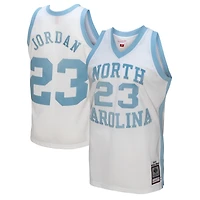 Maillot authentique de joueur retraité Mitchell & Ness Michael Jordan blanc des Tar Heels Caroline du Nord 1983/84 pour homme