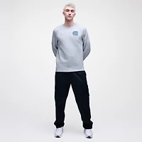 Sweat-shirt raglan en polaire technique Nike gris chiné pour homme, modèle North Carolina Tar Heels.