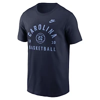 T-shirt Nike bleu marine pour homme des North Carolina Tar Heels, motif Legacy Arch