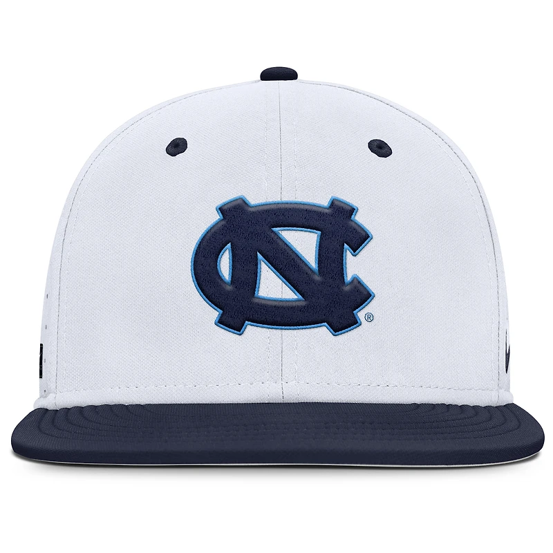 Men's Nike North Carolina Tar Heels Dugout True Dri-FIT Fitted Hat