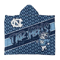 Pegasus North Carolina Tar Heels 54" x 70" Wearable Hero Cape