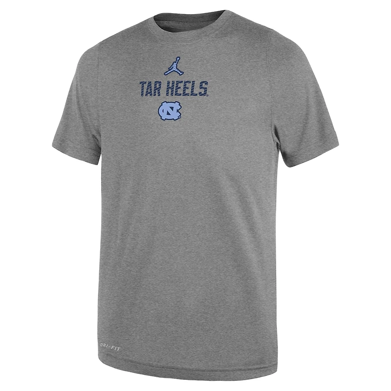 T-shirt de performance Jordan Brand Heather Grey North Carolina Tar Heels Legend Slogan pour tout-petit