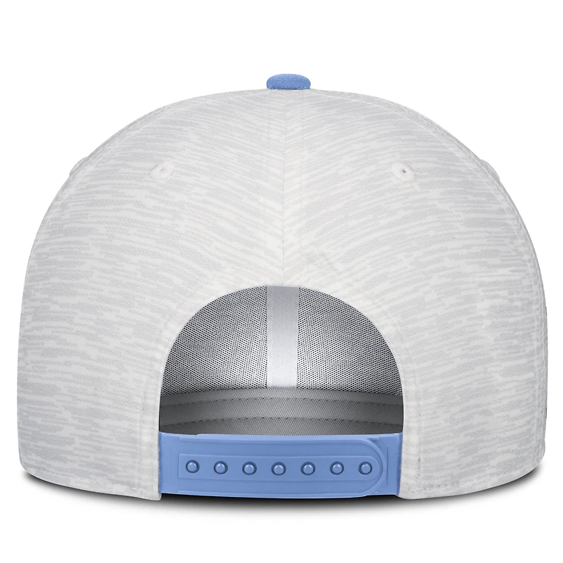 Casquette unisexe Jordan Brand blanche/bleu Caroline North Carolina Tar Heels Primetime Rise ajustable