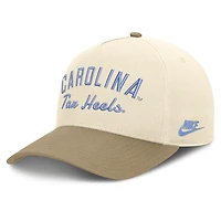 Casquette unisexe Nike Legacy Rise ajustable, couleur naturelle/beige, North Carolina Tar Heels.