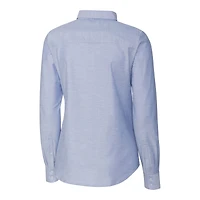 Chemise habillée boutonnée à manches longues en tissu Oxford extensible tri-blend bleu Carolina pour femme de Cutter & Buck, North Tar Heels Vault