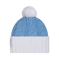 Bonnet en tricot à revers ton sur ton avec double pompon pour femme New Era Carolina Blue North Carolina Tar Heels