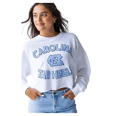 Women's North Carolina Tar Heels Gameday Social White Raw Edge Boxy Cropped Sweatshirt