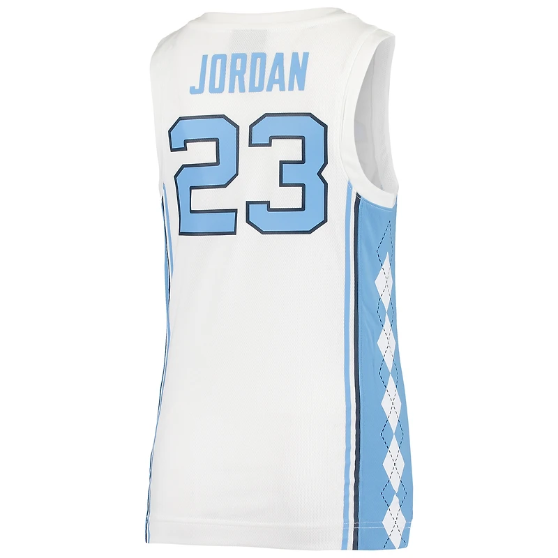 Maillot de basket-ball Jordan Brand #23 pour jeunes, réplique l'équipe des Tar Heels Caroline du Nord, blanc