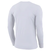 T-shirt à manches longues Jordan Brand blanc pour jeunes North Carolina Tar Heels 2025 On-Court Bench