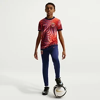 Maillot d'avant-match Nike rouge pour jeunes de l'équipe nationale Norvège 2026