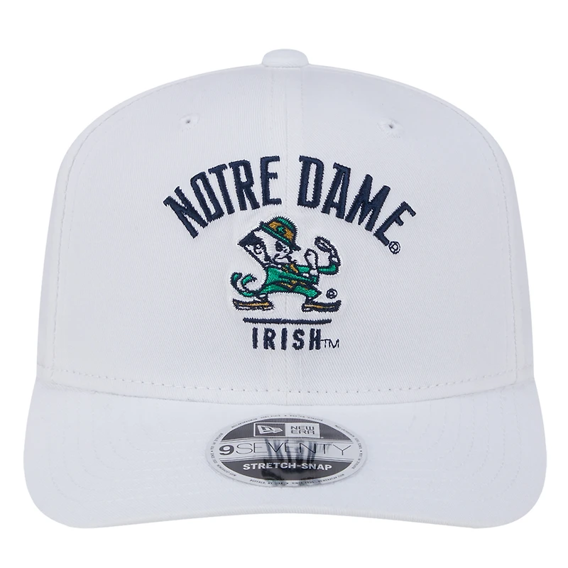 Casquette ajustable extensible à boutons-pression Notre Dame Fighting Irish 9SEVENTY Team New Era blanche pour homme