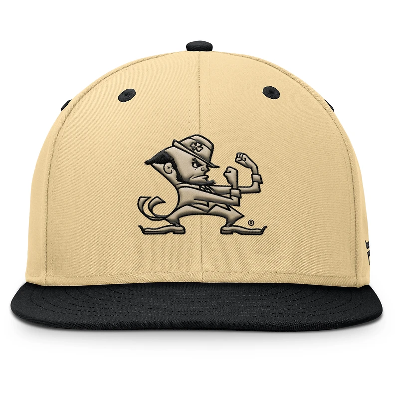 Casquette ajustée Fanatics Kaki/Noir Notre Dame Fighting Irish Balance pour homme