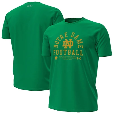 T-shirt de performance Under Armour Kelly Green pour homme, équipe football des Fighting Irish Notre Dame 2025