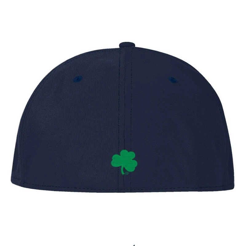 Casquette de baseball ajustée Under Armour bleu marine Notre Dame Fighting Irish pour homme