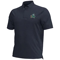 Polo Under Armour Aura bleu marine pour homme, motif Notre Dame Fighting Irish Basketball Leprechaun Drive