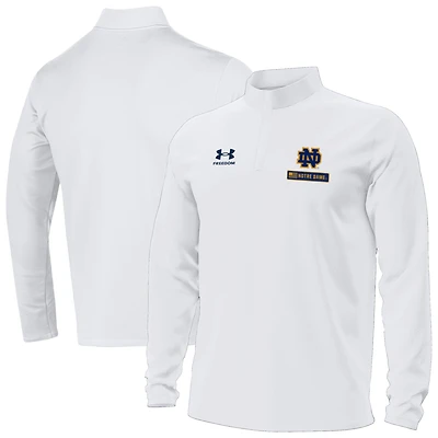 Pull à col zippé Under Armour blanc Notre Dame Fighting Irish Freedom Collection Motion pour homme