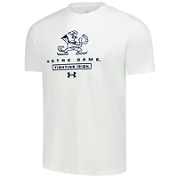 T-shirt Under Armour blanc pour homme, modèle Fighting Irish Stack Stretch Performance